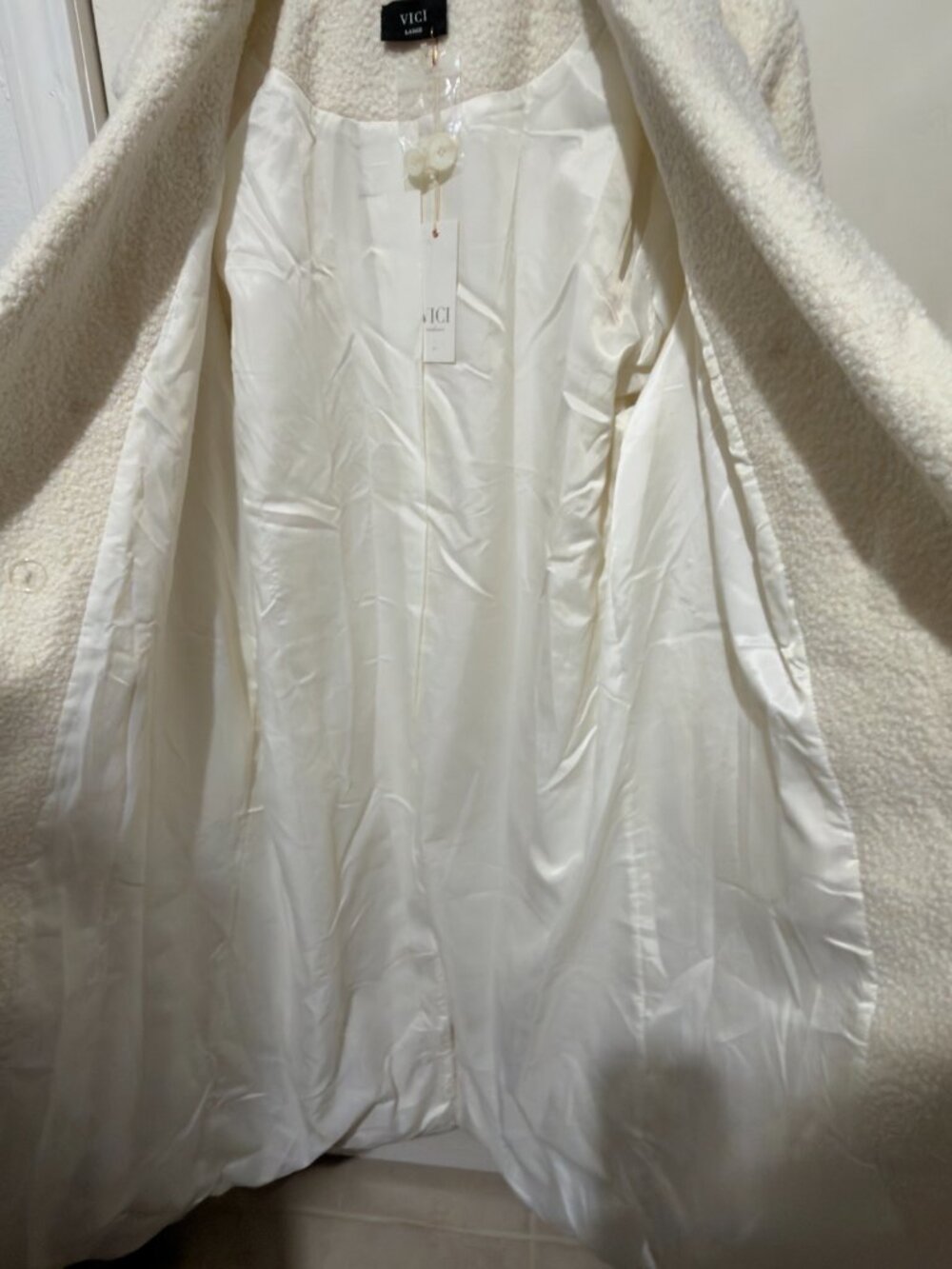 NWT VICI Collection Cream Double Breasted Teddy Bouclé Longline Trench Coat L - Picture 9 of 16